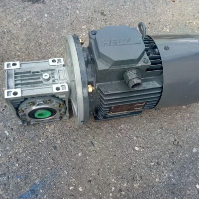 Мотор-редуктор червячный NMRV63-50   0.55 квт