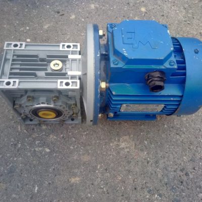 Мотор-редуктор червячный NMRV40-20  0.37 квт
